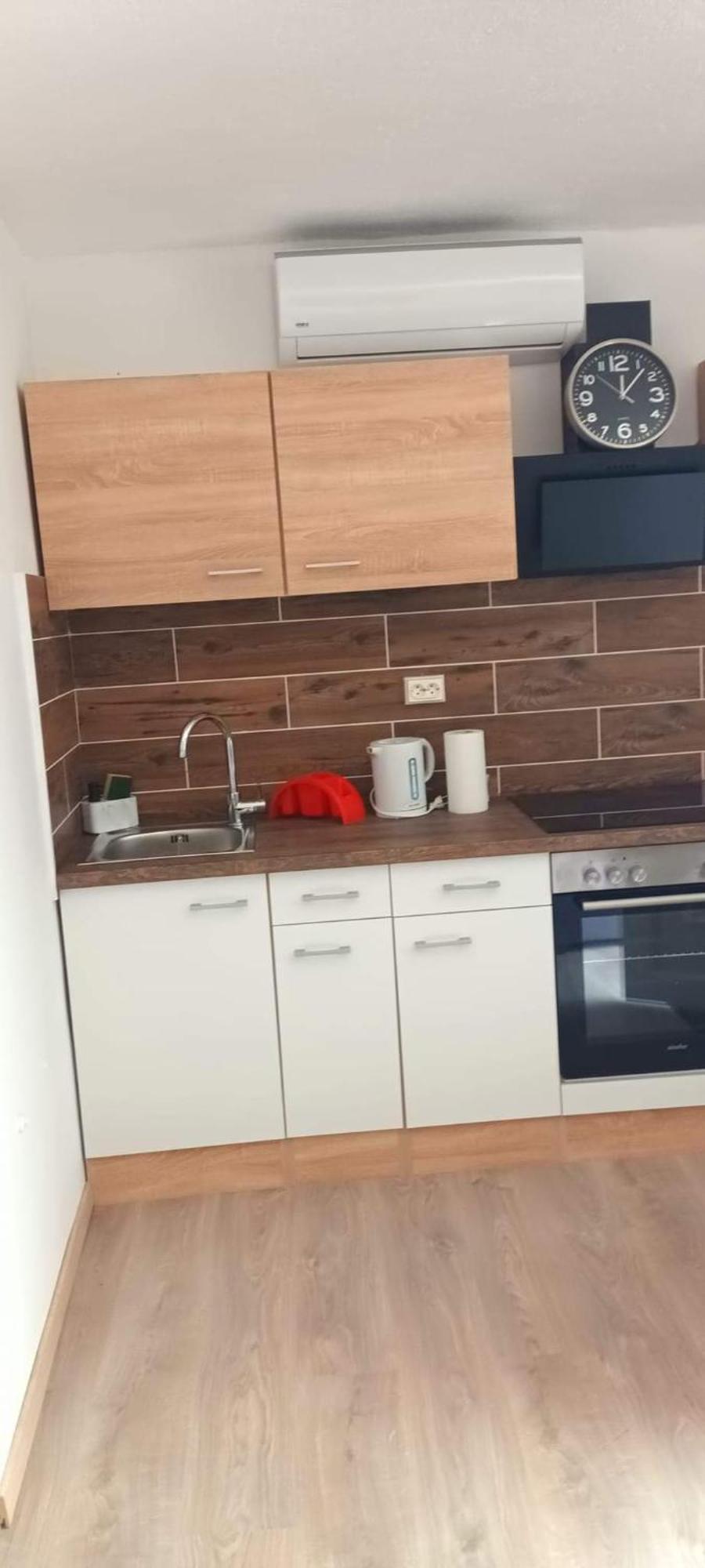 Apartman Petra トゥルパニ エクステリア 写真